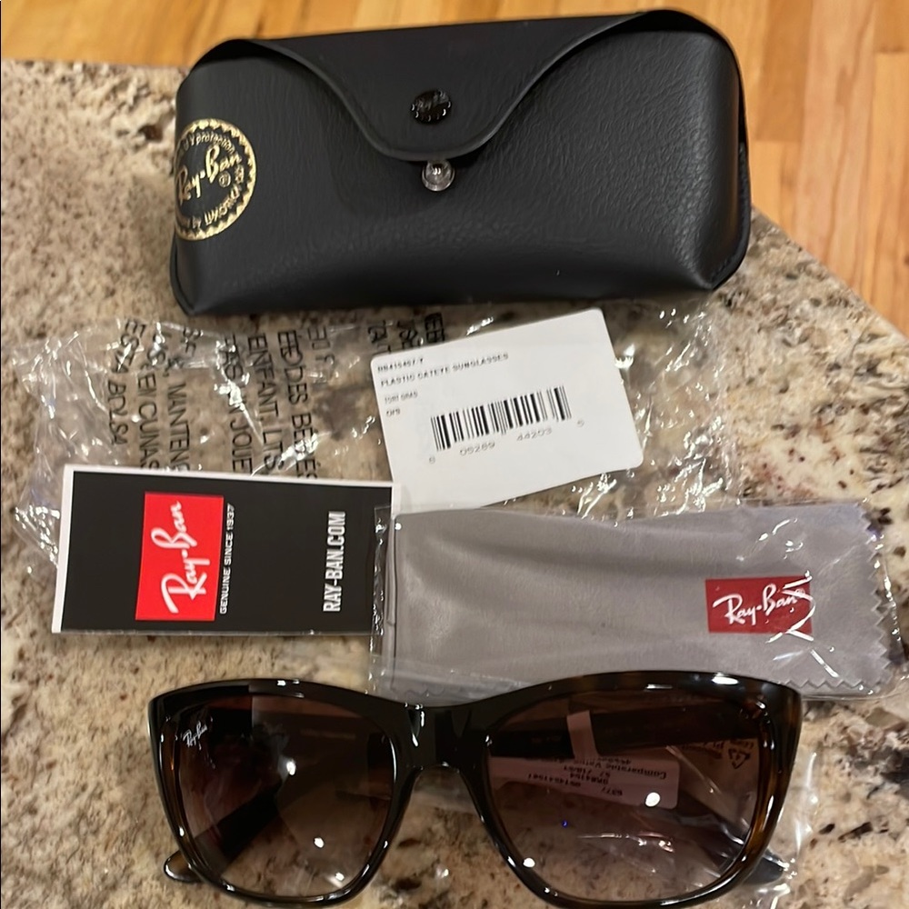 NWT Ray-Ban 57mm Cat’s Eye Sunglasses with Case. Price is firm
